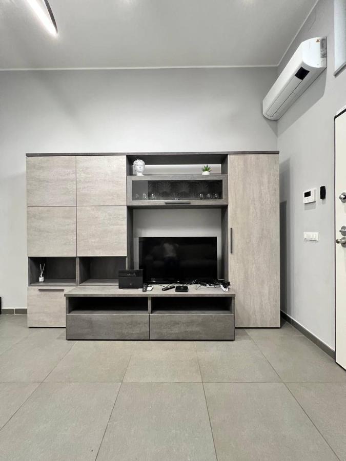 콜레뇨 Modern Loft Center Of Turin + Jacuzzi 30M Metro 아파트 외부 사진