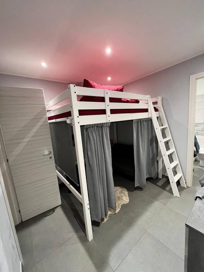 콜레뇨 Modern Loft Center Of Turin + Jacuzzi 30M Metro 아파트 외부 사진