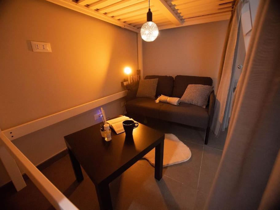 콜레뇨 Modern Loft Center Of Turin + Jacuzzi 30M Metro 아파트 외부 사진